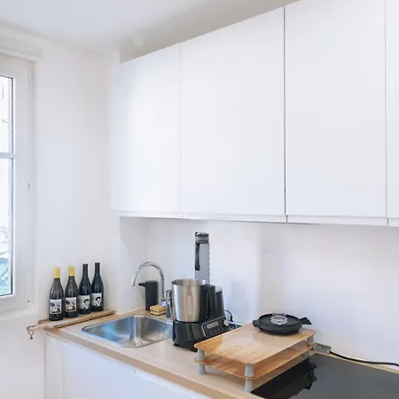 Apartament Stylish & Spacious 2bd For 6 Bergamote 15 Paryż