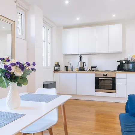 Stylish & Spacious 2bd For 6 Bergamote 15