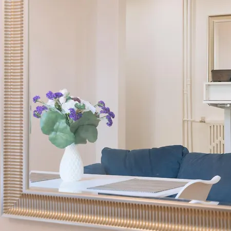 Apartament Stylish & Spacious 2bd For 6 Bergamote 15 Paryż